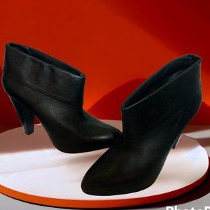 Pour La Victoire Leather Ankle High Heel Boots